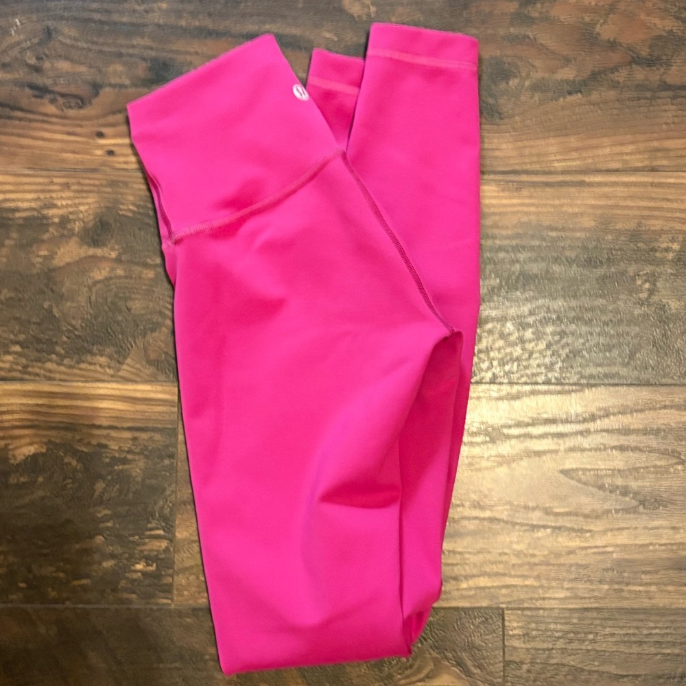 Lululemon wonder train high-rise, size 2, ripened raspberry. Smoke free home - Picture 3 of 5